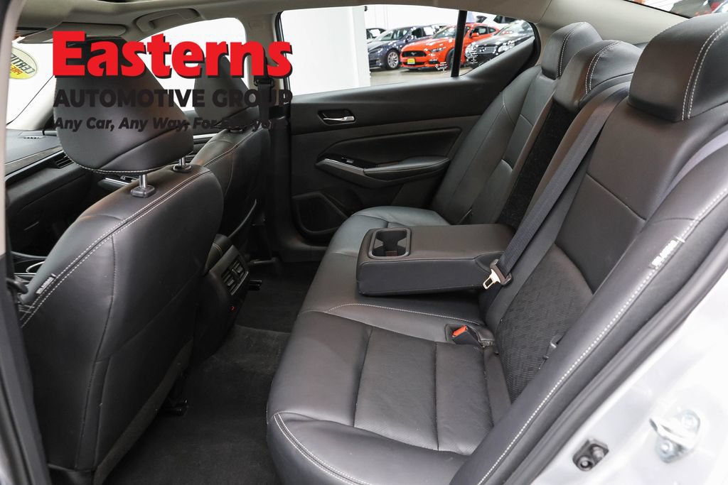 Used 2023 Nissan Altima 2.5 SL FWD image 21