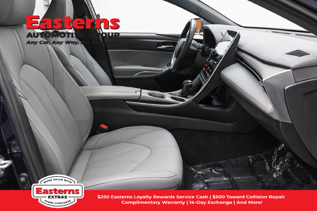 Used 2022 Toyota Avalon XLE w/ Moonroof Package FWD image 26