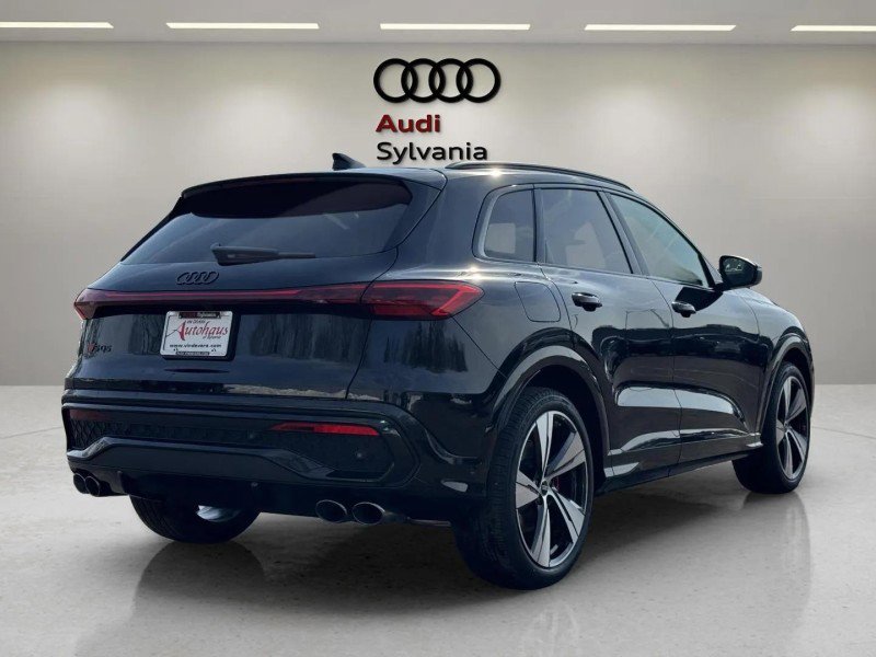New 2025 Audi SQ5 Premium Plus image 10