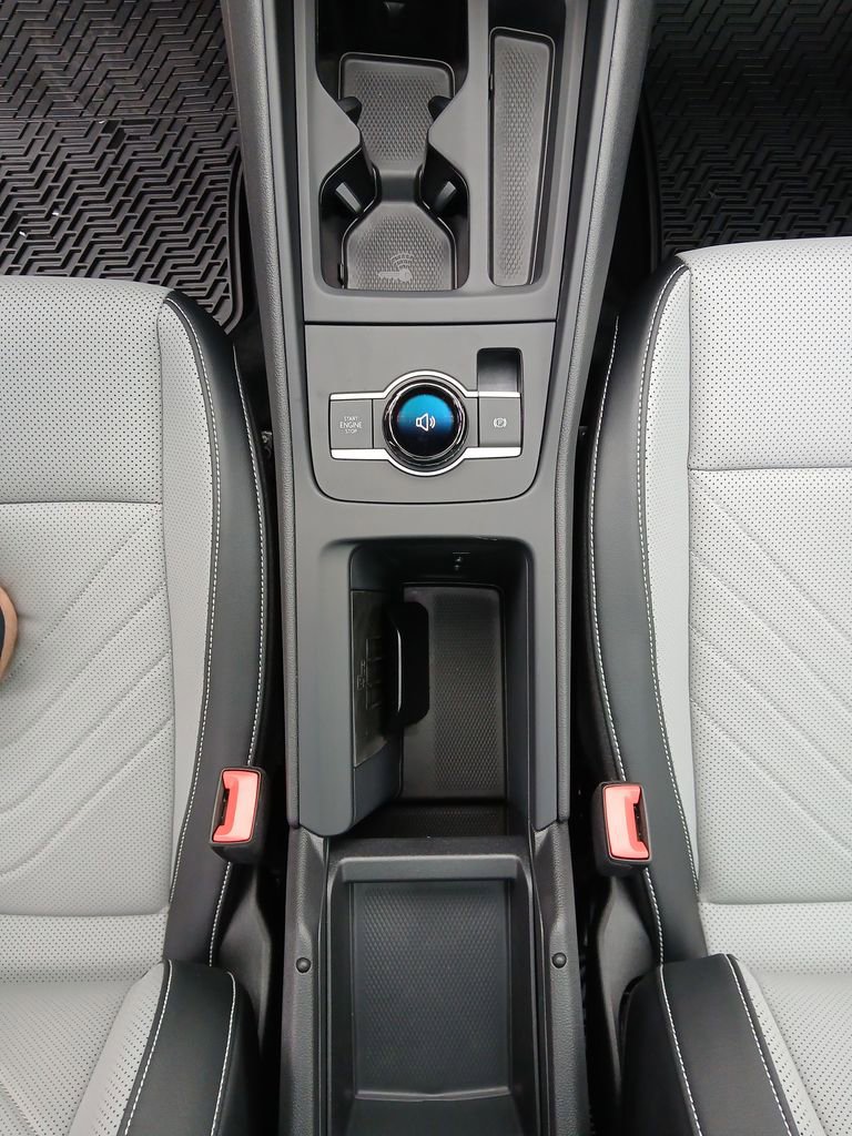 New 2026 Volkswagen Tiguan SE R-Line image 25