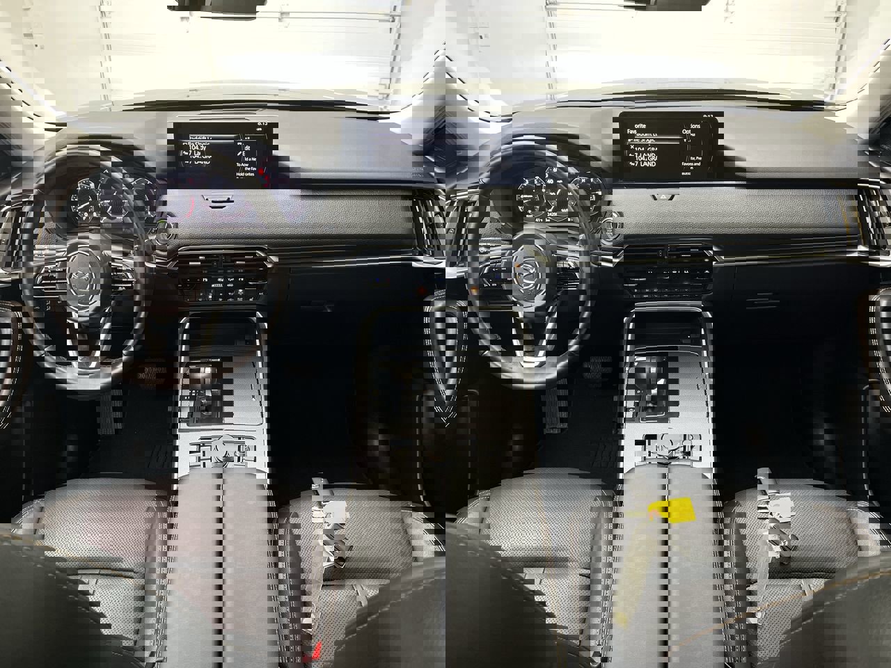 Certified 2025 MAZDA CX-90 3.3 Turbo w/ Premium Sport Pkg image 4