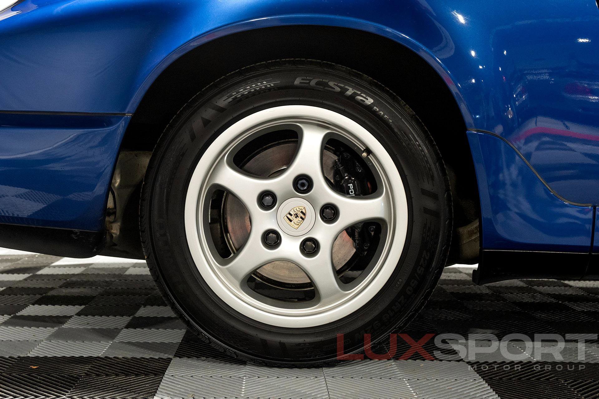 Used 1992 Porsche 911 Carrera image 12