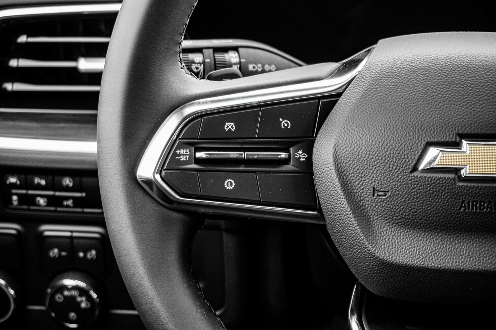 New 2026 Chevrolet Tahoe LS image 25