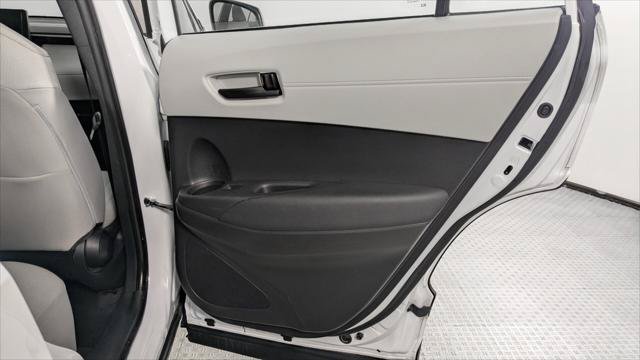 Used 2024 Toyota Corolla Cross L FWD image 23