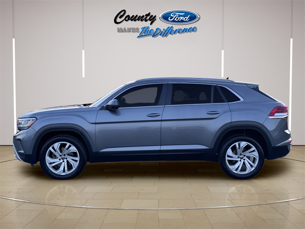 Used 2021 Volkswagen Atlas Cross Sport SEL image 3