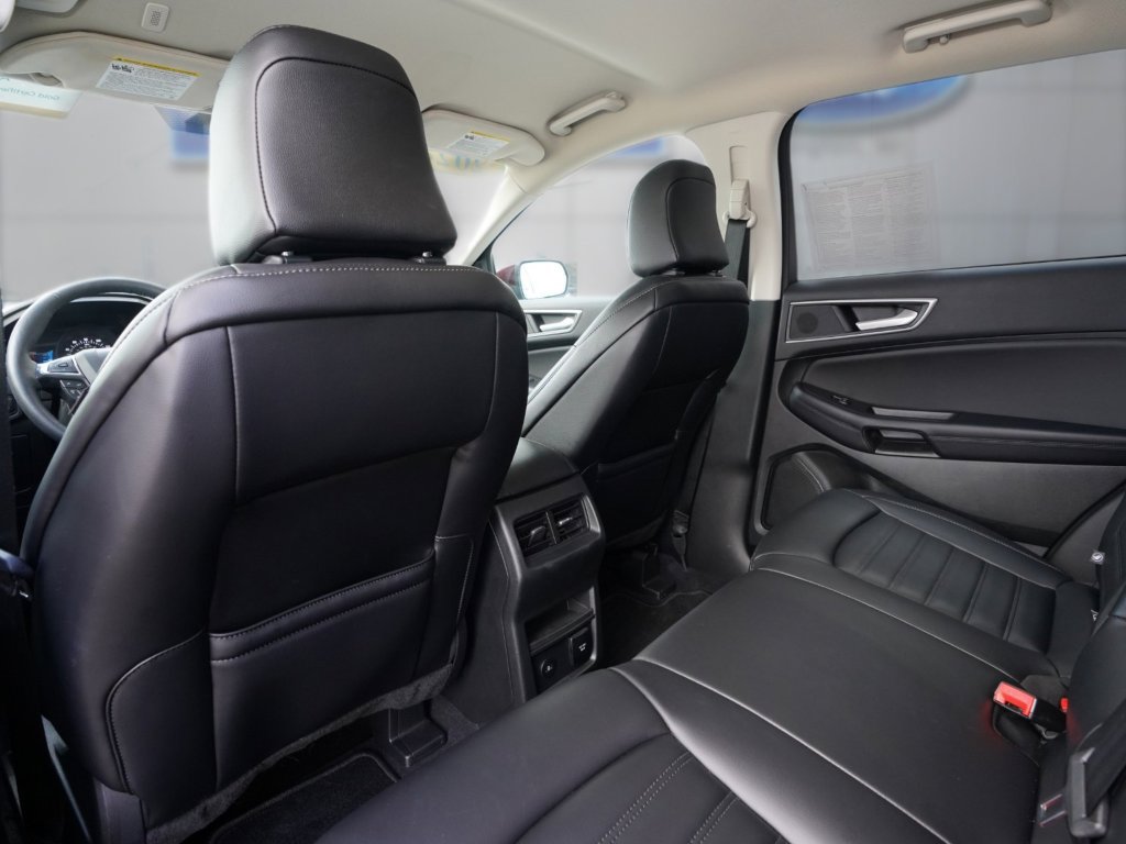 Certified 2024 Ford Edge SEL w/ Convenience Package AWD/4WD image 18