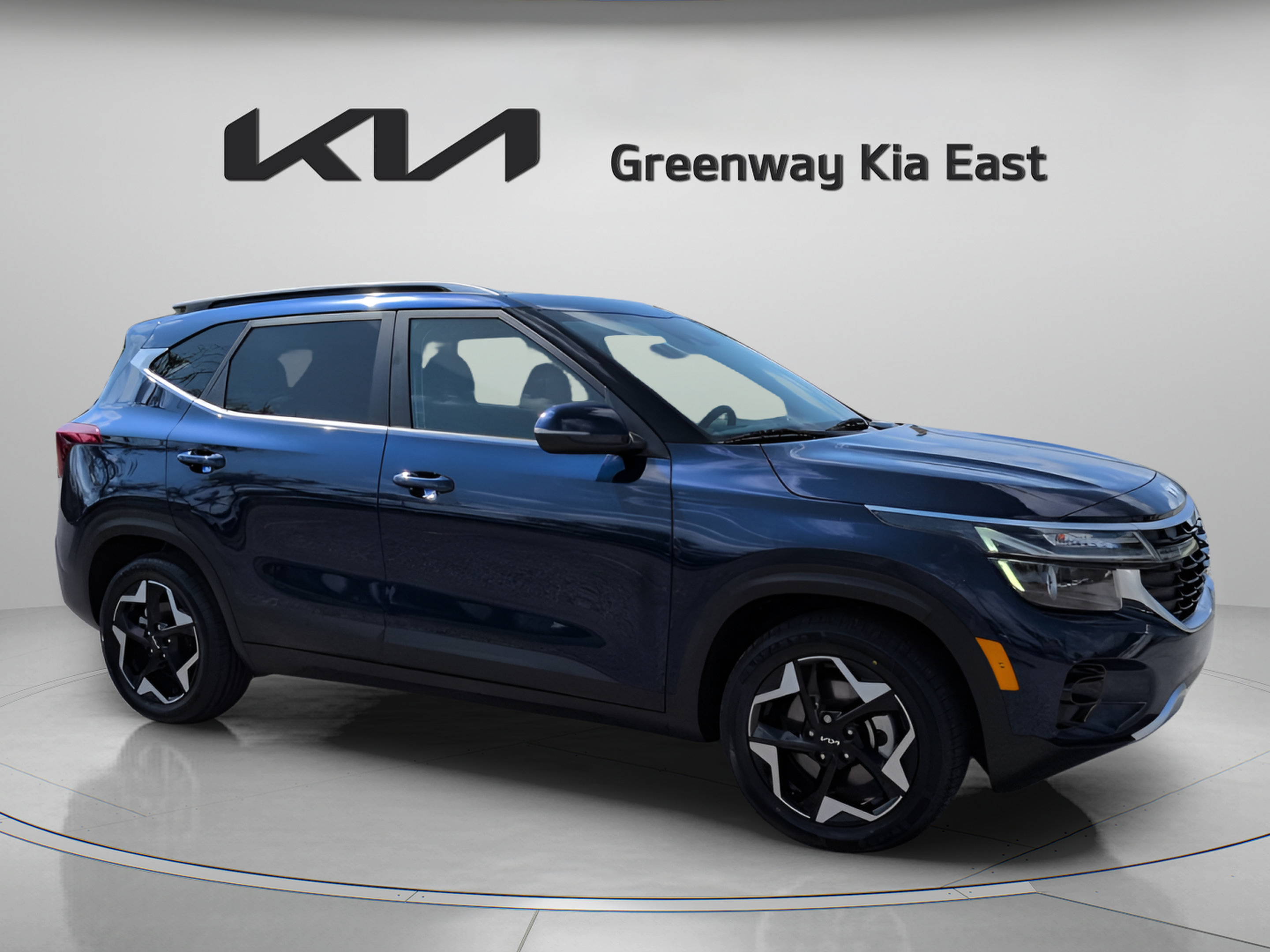 Certified 2024 Kia Seltos EX AWD/4WD image 3