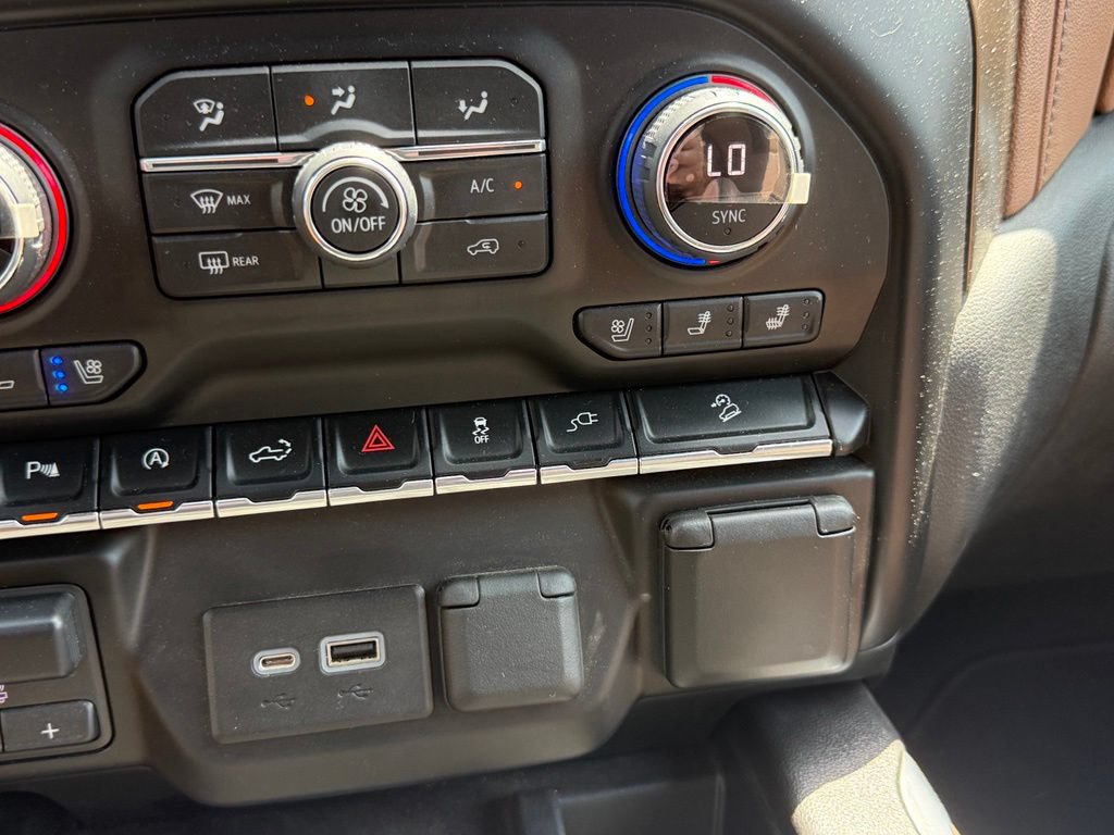 Used 2021 Chevrolet Silverado 1500 High Country w/ Safety Package II AWD/4WD image 60