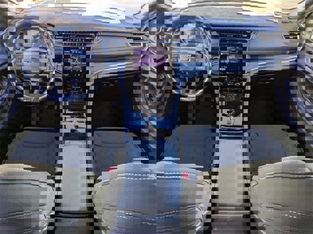 New 2025 Jeep Grand Cherokee Laredo X image 12