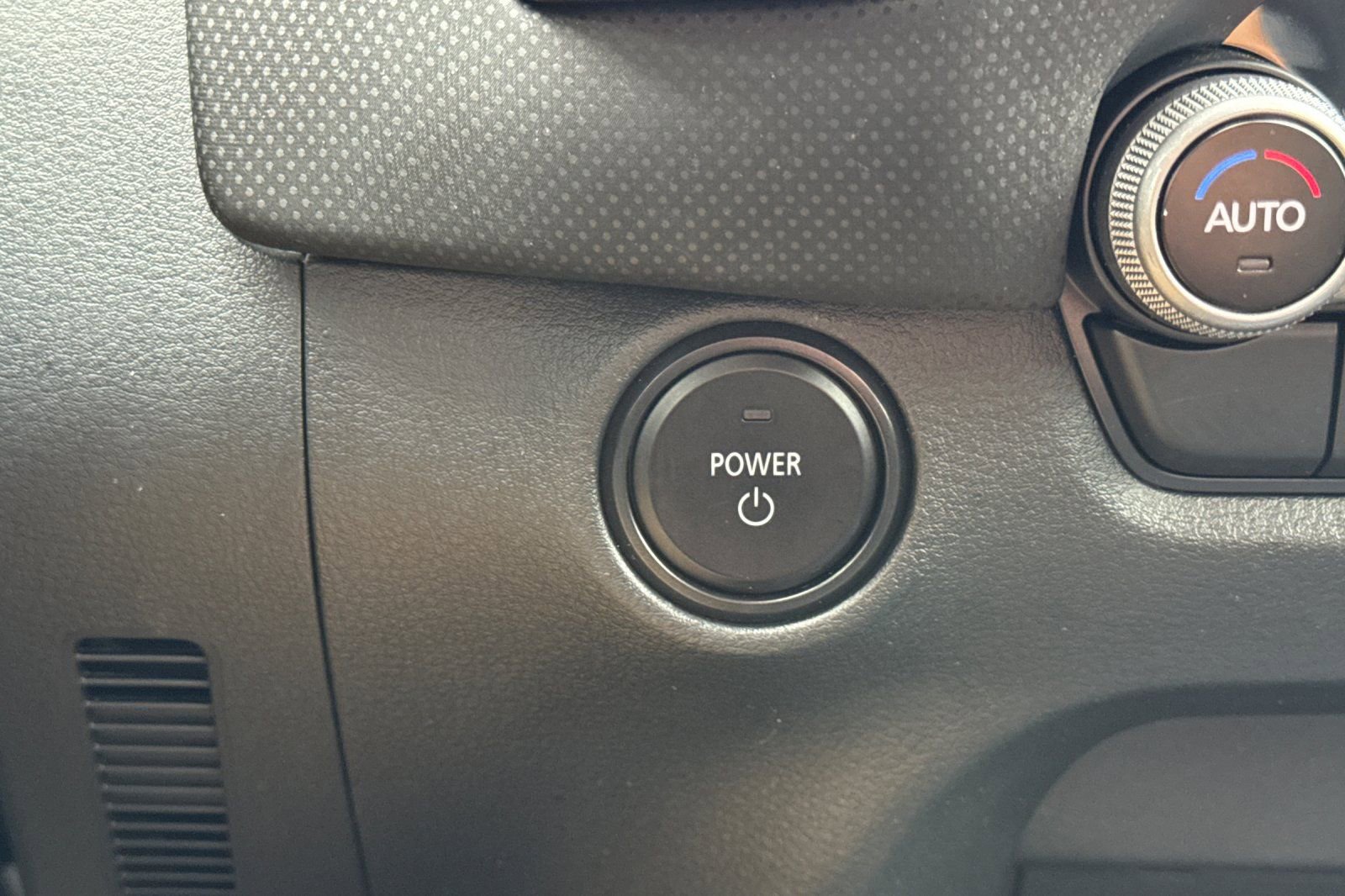 Certified 2025 MAZDA CX-50 2.5 Hybrid w/ Weather Package image 22