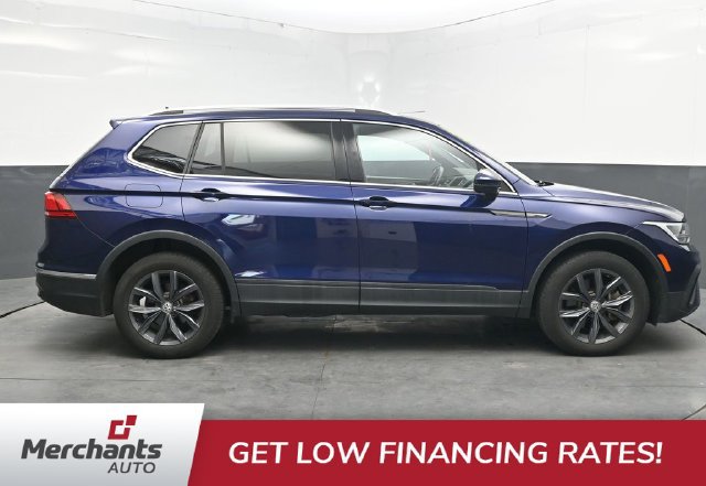 Used 2022 Volkswagen Tiguan SE AWD/4WD image 9