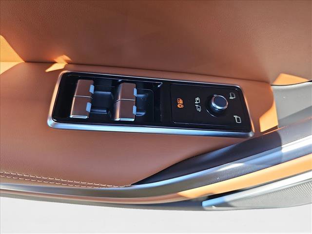 New 2026 Jaguar F-PACE R-Dynamic S image 25