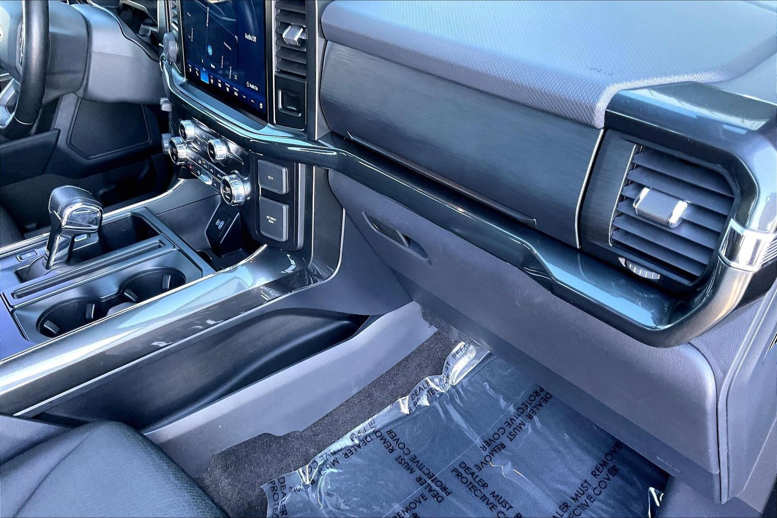 Used 2021 Ford F150 XLT w/ Equipment Group 302A High image 19