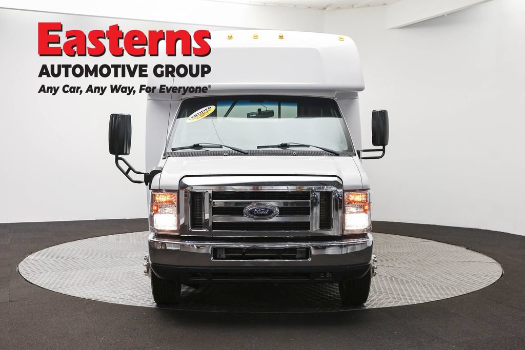 Used 2018 Ford E-350 and Econoline 350 Super Duty w/ Shuttle Bus Prep Package RWD image 2
