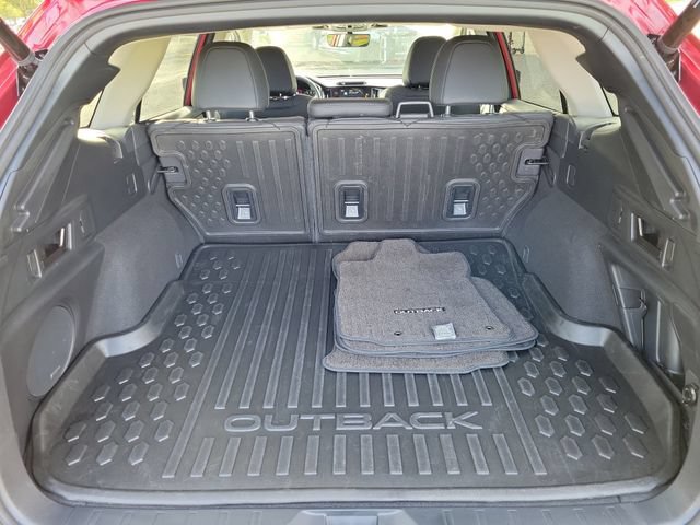Used 2025 Subaru Outback Limited AWD/4WD image 9
