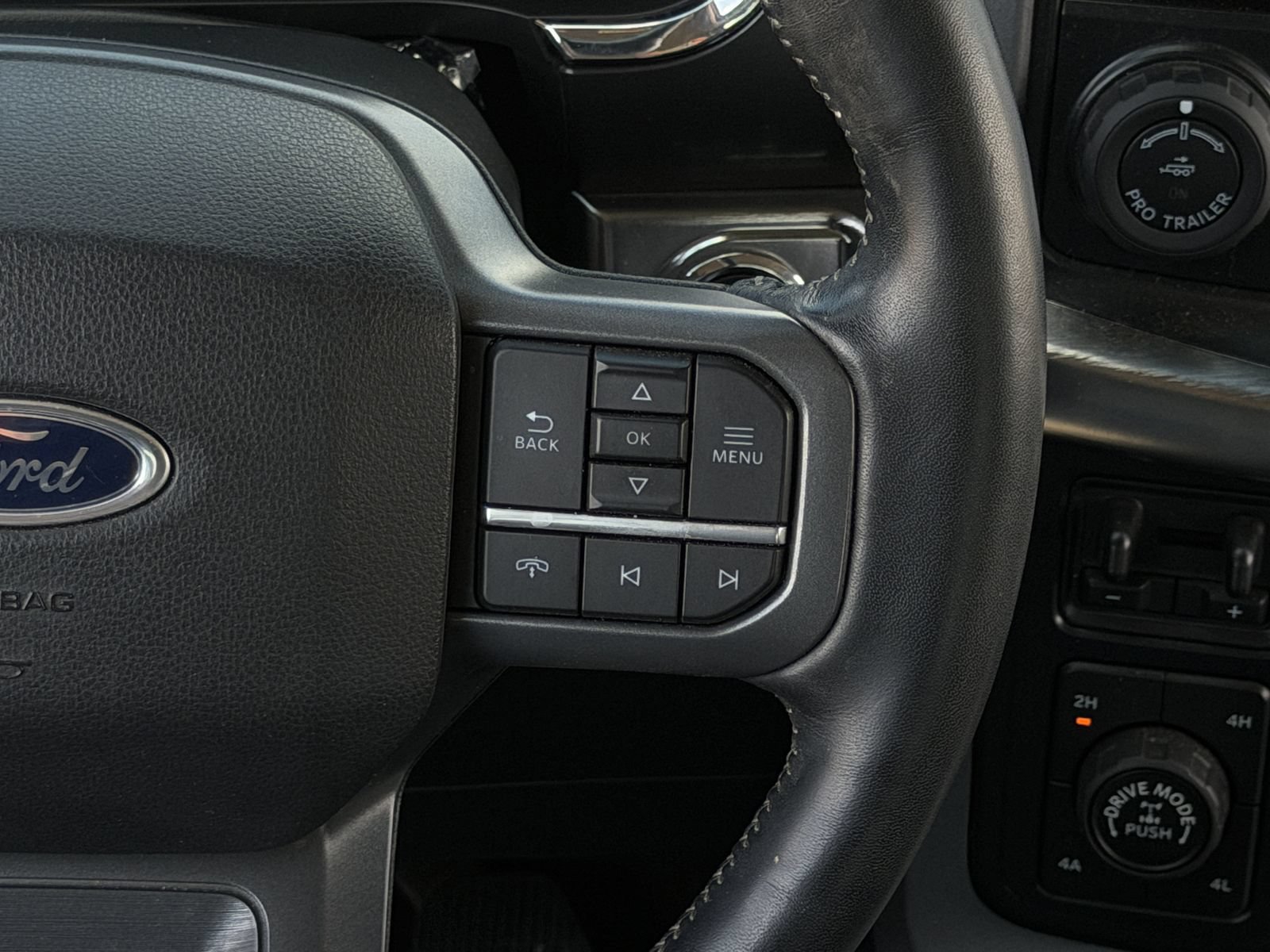 Used 2022 Ford F150 Lariat AWD/4WD image 17