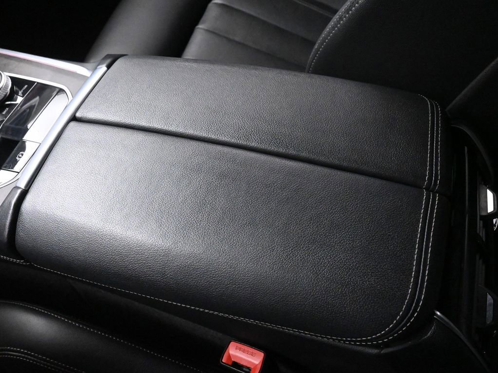 Used 2022 BMW X5 xDrive40i w/ M Sport Package image 46