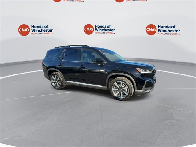 New 2025 Honda Pilot Touring image 12