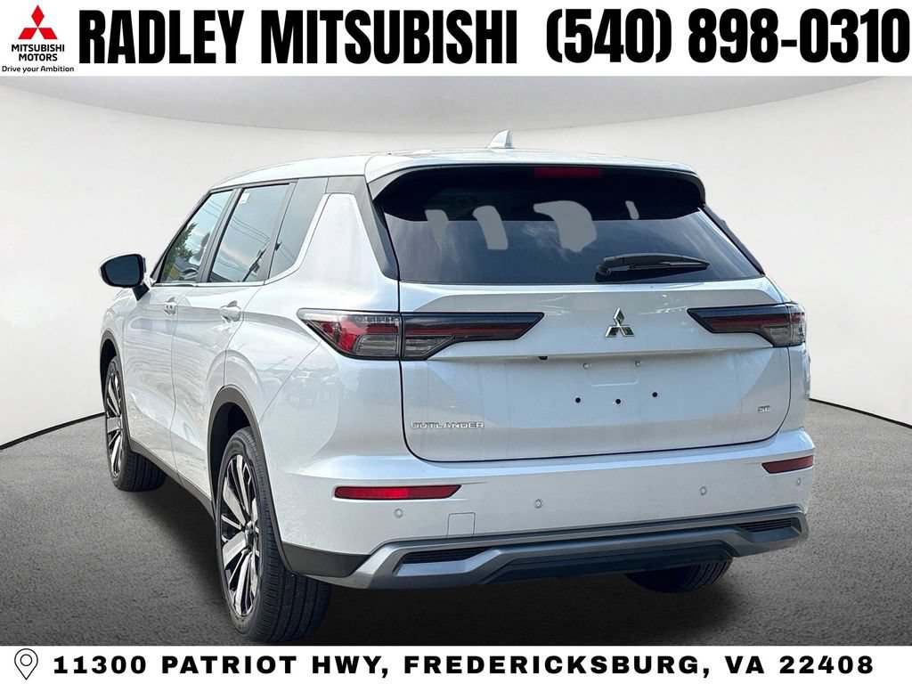 New 2026 Mitsubishi Outlander SE FWD image 17