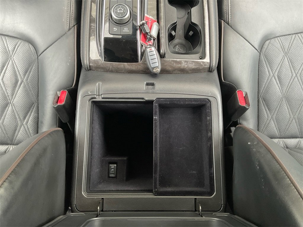 Used 2023 Nissan Armada Platinum w/ Captain's Chairs Package image 11