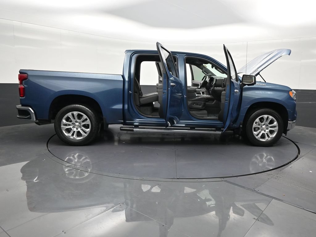 Used 2024 Chevrolet Silverado 1500 LTZ RWD image 34