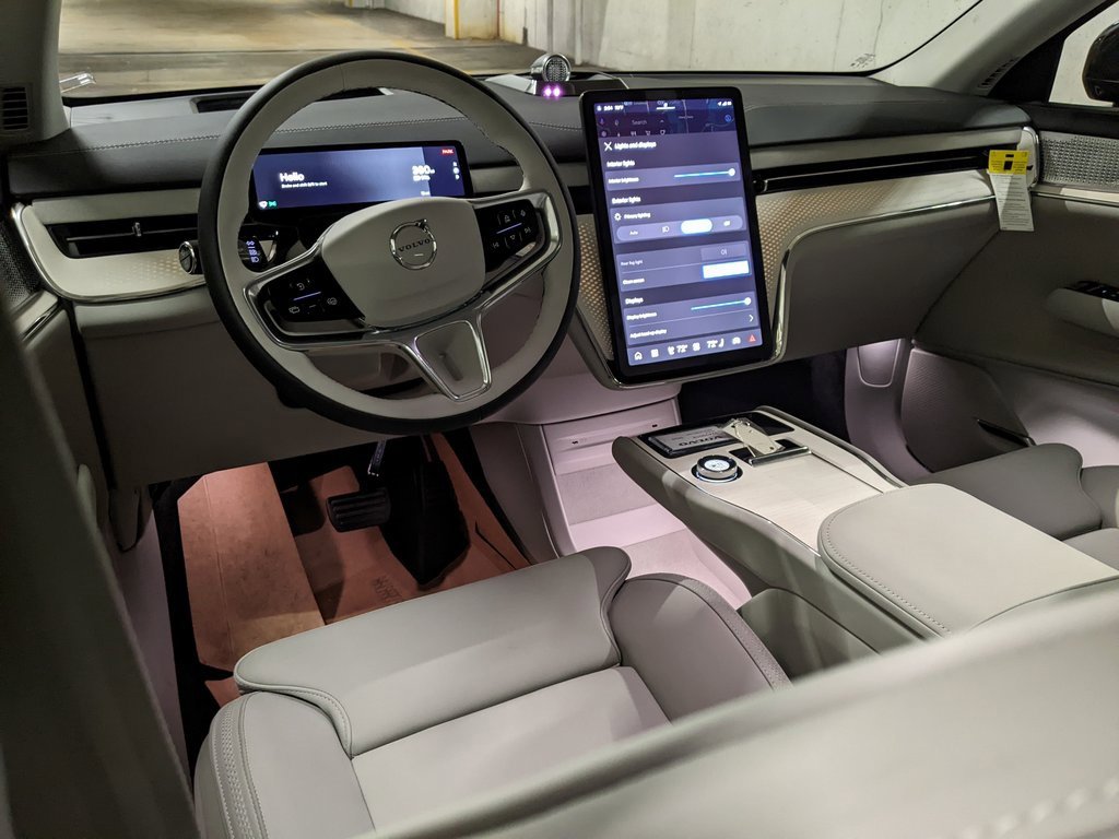 New 2025 Volvo EX90 Ultra image 12