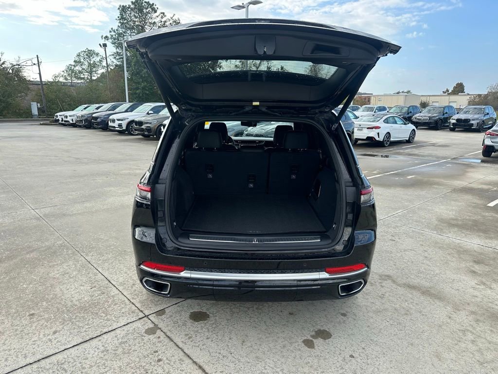 Used 2023 Jeep Grand Cherokee Summit image 24