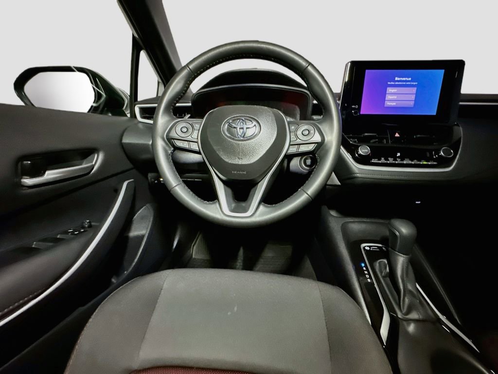 Certified 2025 Toyota Corolla SE FWD image 30