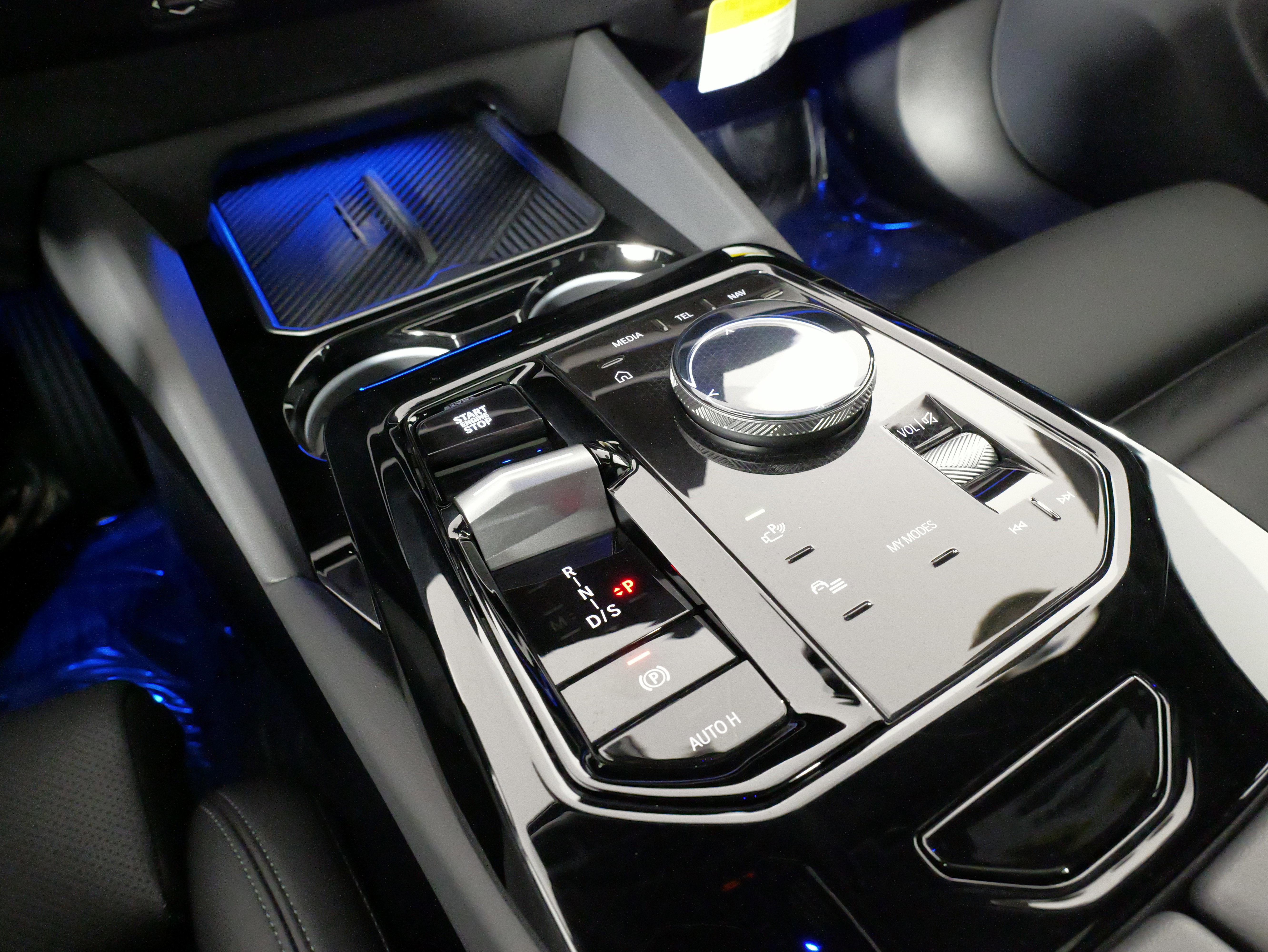 Used 2026 BMW 530i xDrive w/ Premium Package image 59