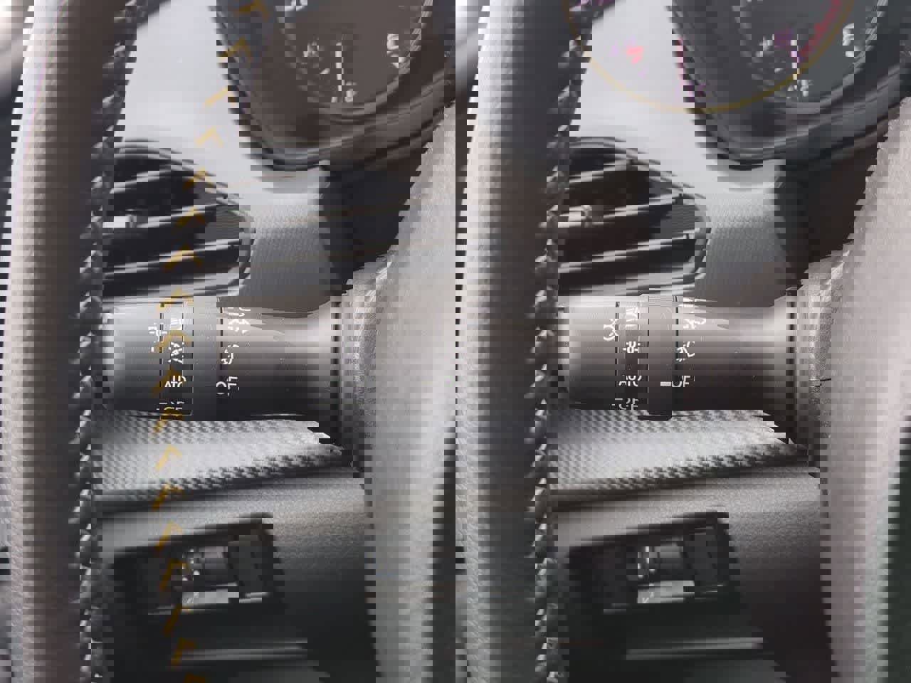 Certified 2025 Subaru Crosstrek 2.5i Sport image 27