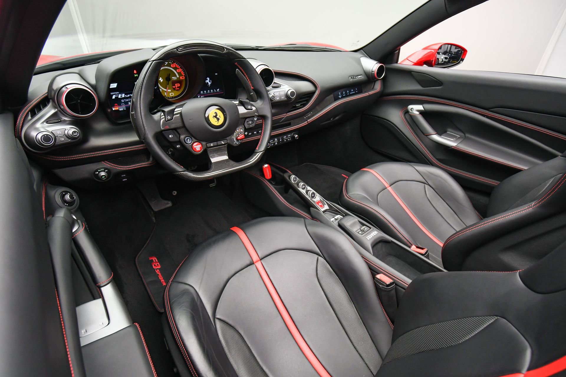 Used 2021 Ferrari F8 Tributo image 11