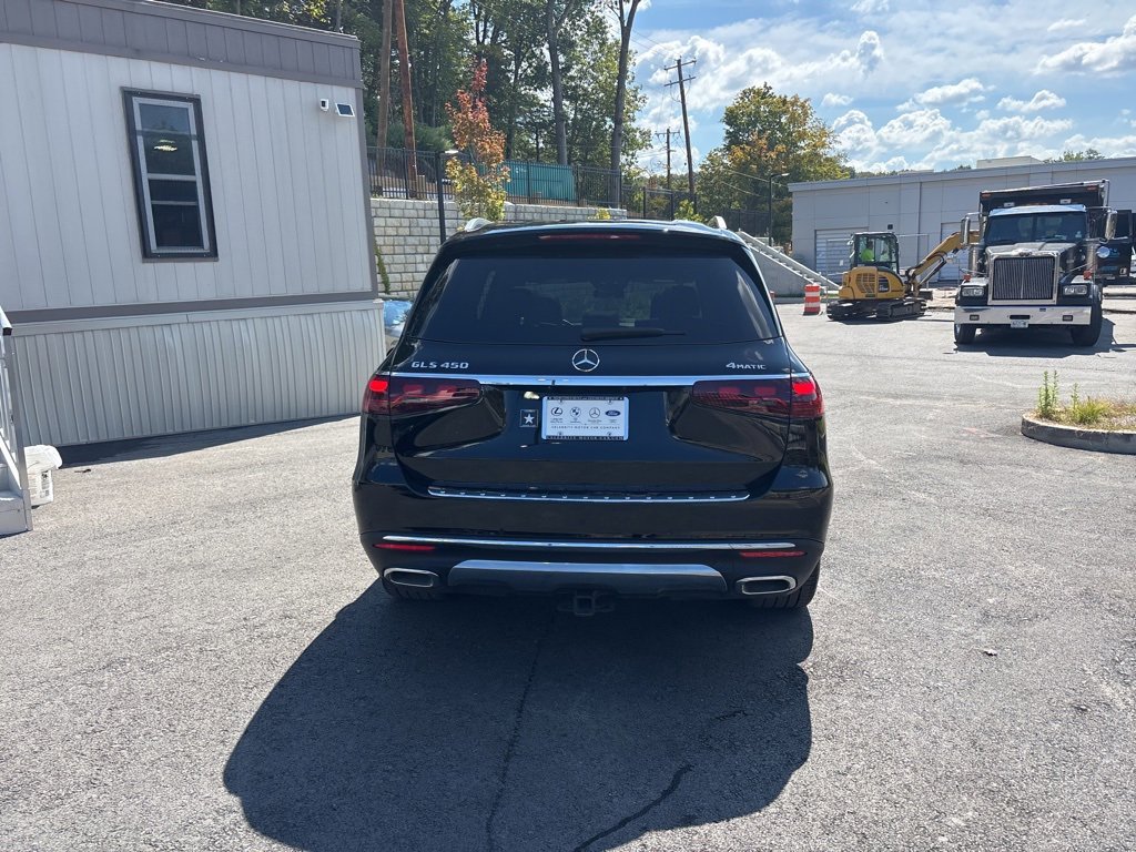 Used 2025 Mercedes-Benz GLS 450 4MATIC image 6