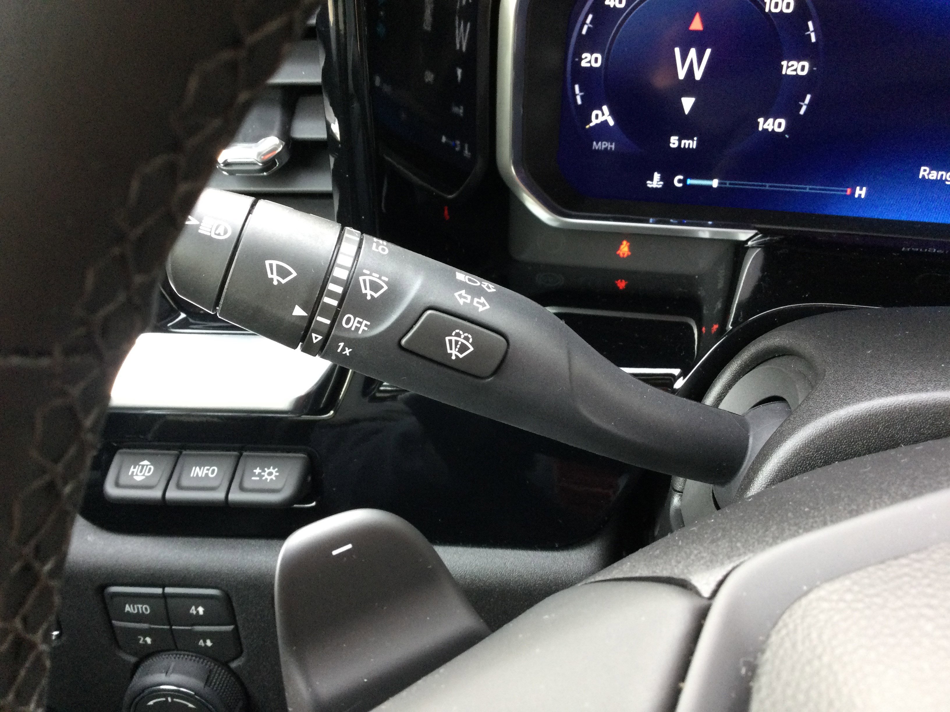 New 2026 Chevrolet Silverado 1500 LTZ w/ LTZ Premium Package image 18