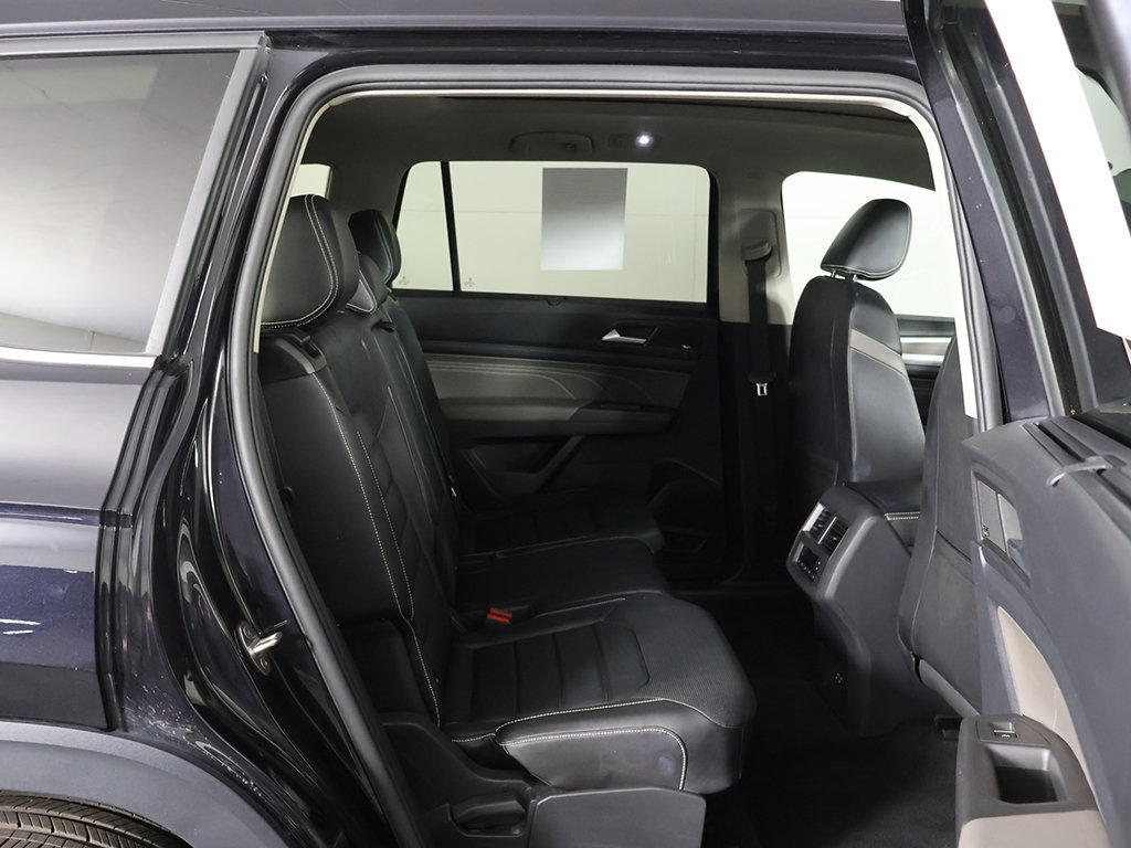 Used 2022 Volkswagen Atlas SEL AWD/4WD image 35
