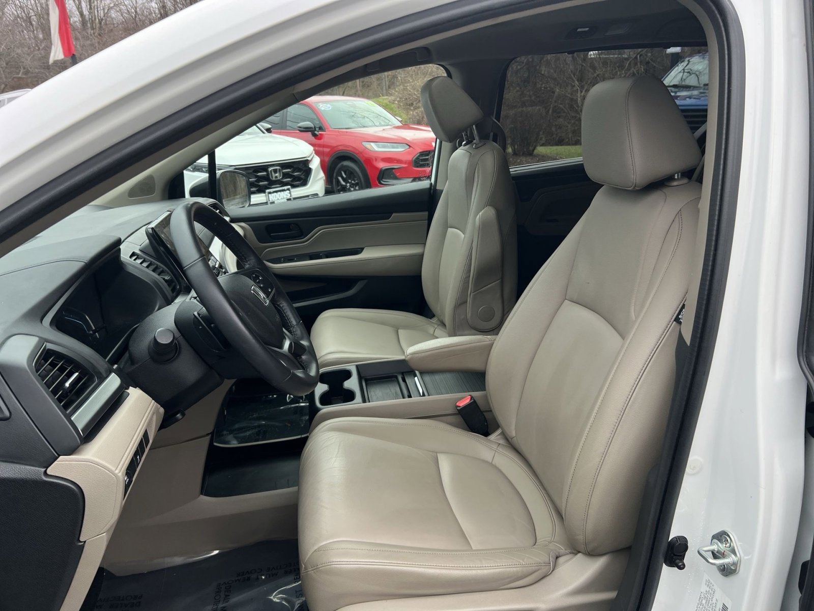 Used 2023 Honda Odyssey EX-L image 13