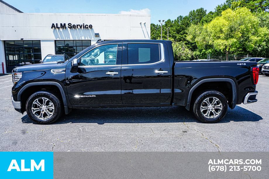 Used 2025 GMC Sierra 1500 SLT AWD/4WD image 6