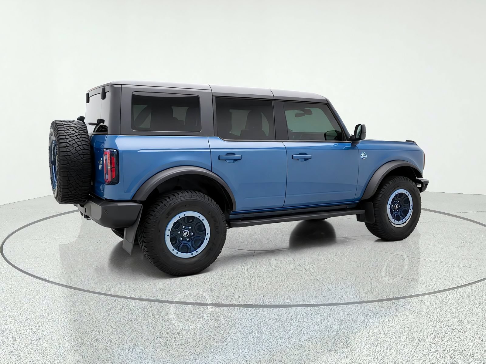 Used 2023 Ford Bronco Outer Banks w/ Sasquatch Package AWD/4WD image 8