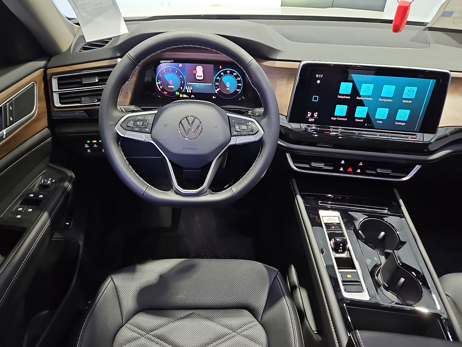 New 2026 Volkswagen Atlas SE FWD image 9