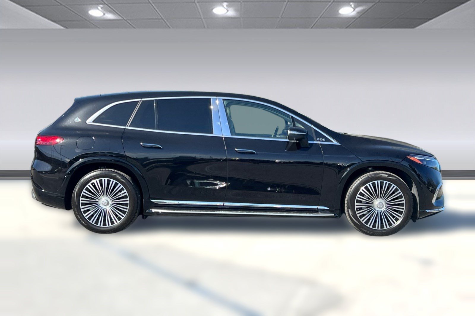 Certified 2024 Mercedes-Benz Maybach EQS 680 4MATIC image 7
