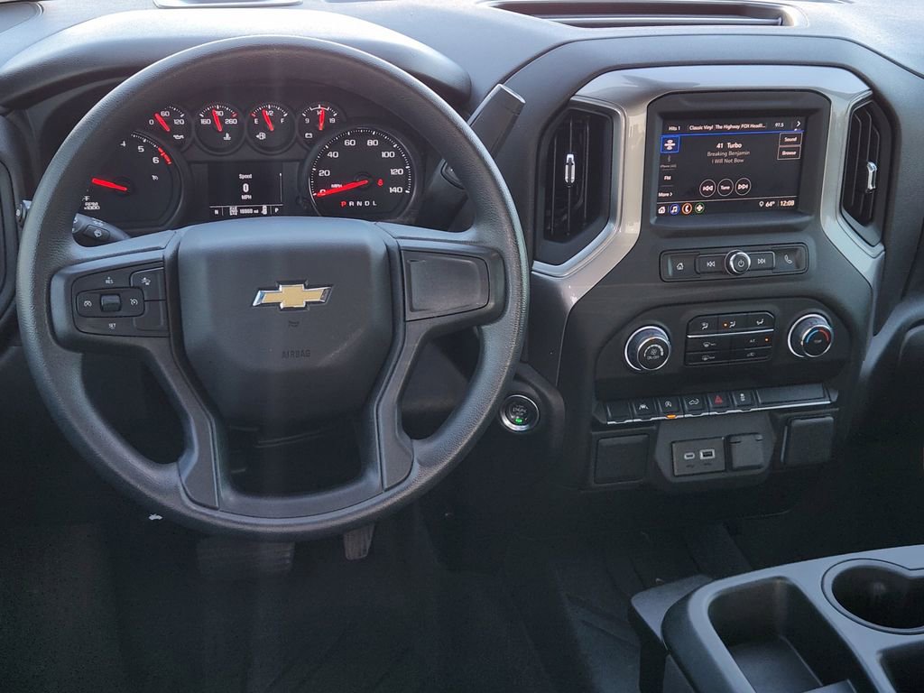 Used 2025 Chevrolet Silverado 1500 Custom w/ LPO, Dark Essentials Package image 33