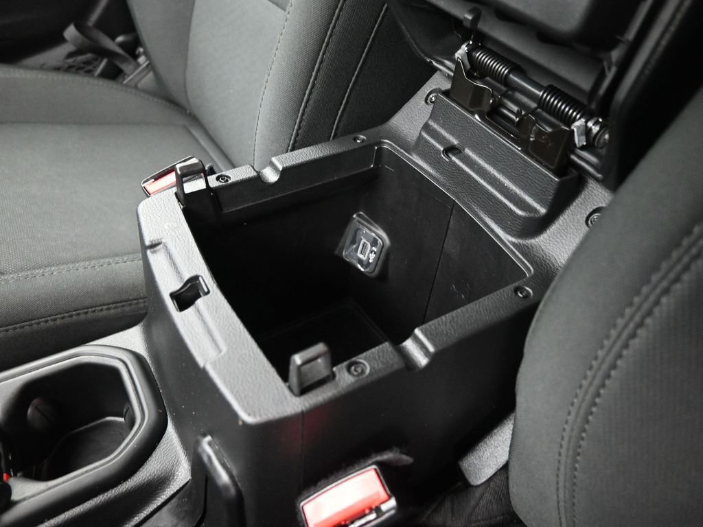 Used 2021 Jeep Gladiator Sport image 34