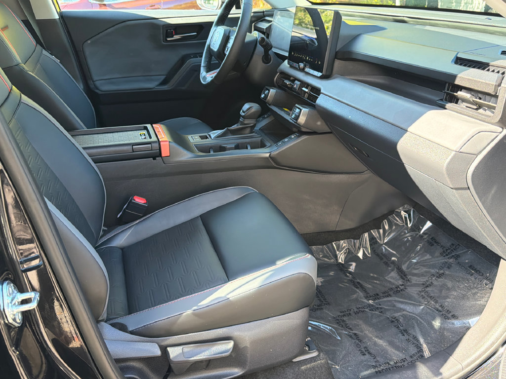 Used 2026 Toyota RAV4 AWD image 15