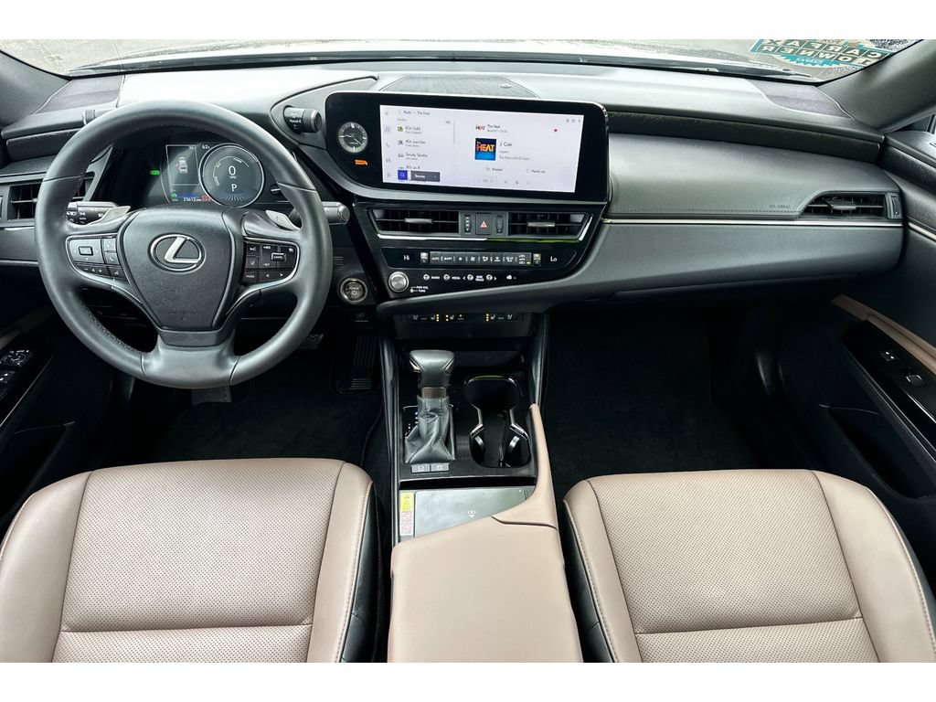 Used 2023 Lexus ES 300h w/ Premium Package FWD image 15