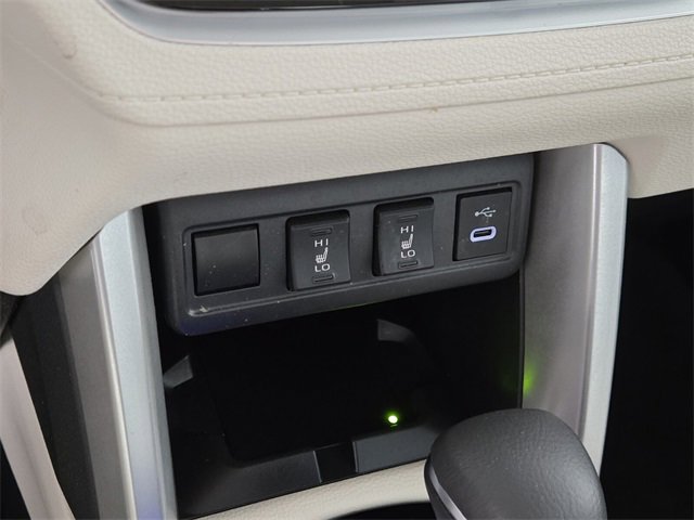 Used 2024 Toyota Corolla Cross XLE image 37