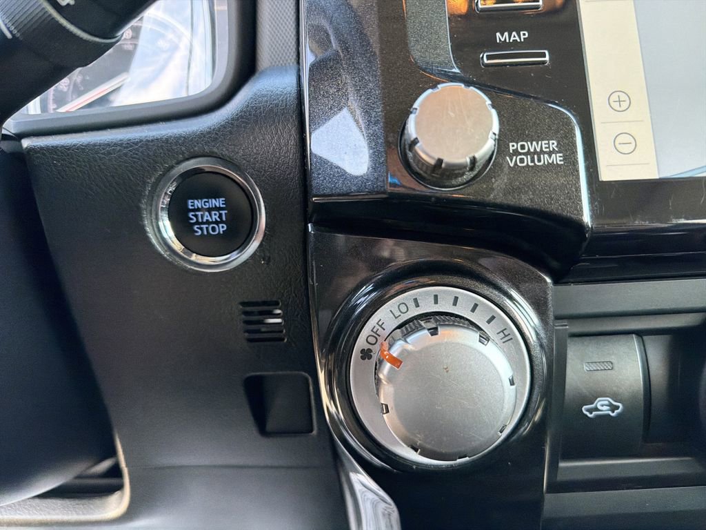 Used 2020 Toyota 4Runner TRD Off-Road Premium w/ Moonroof Package AWD/4WD image 23