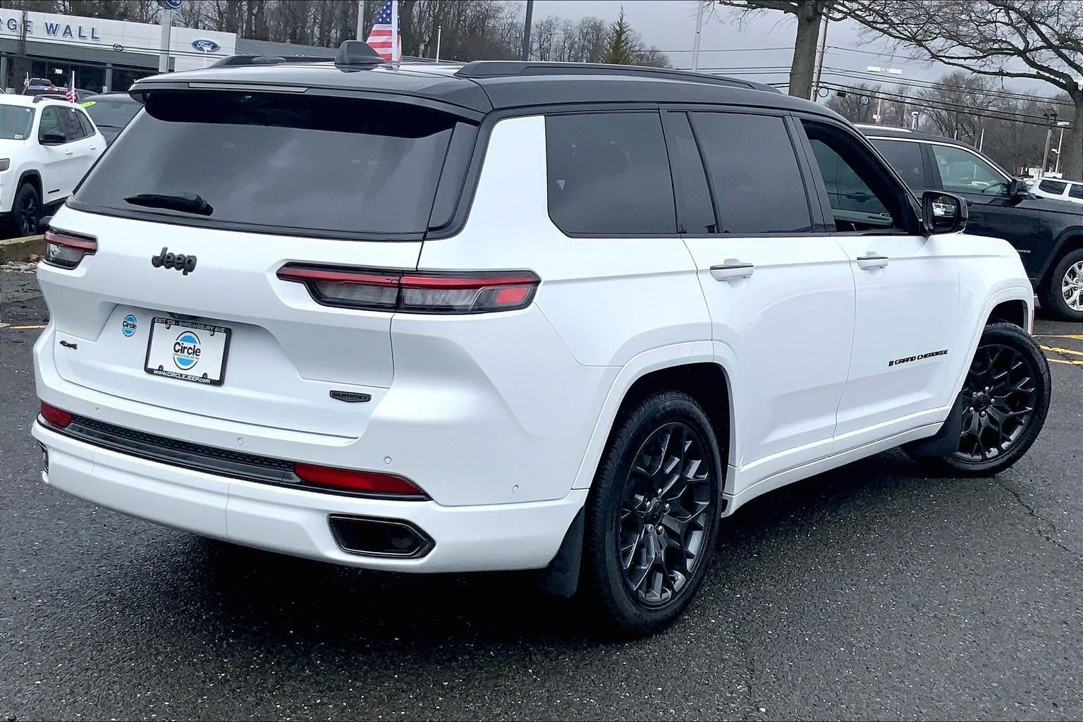 Certified 2025 Jeep Grand Cherokee L Summit image 12