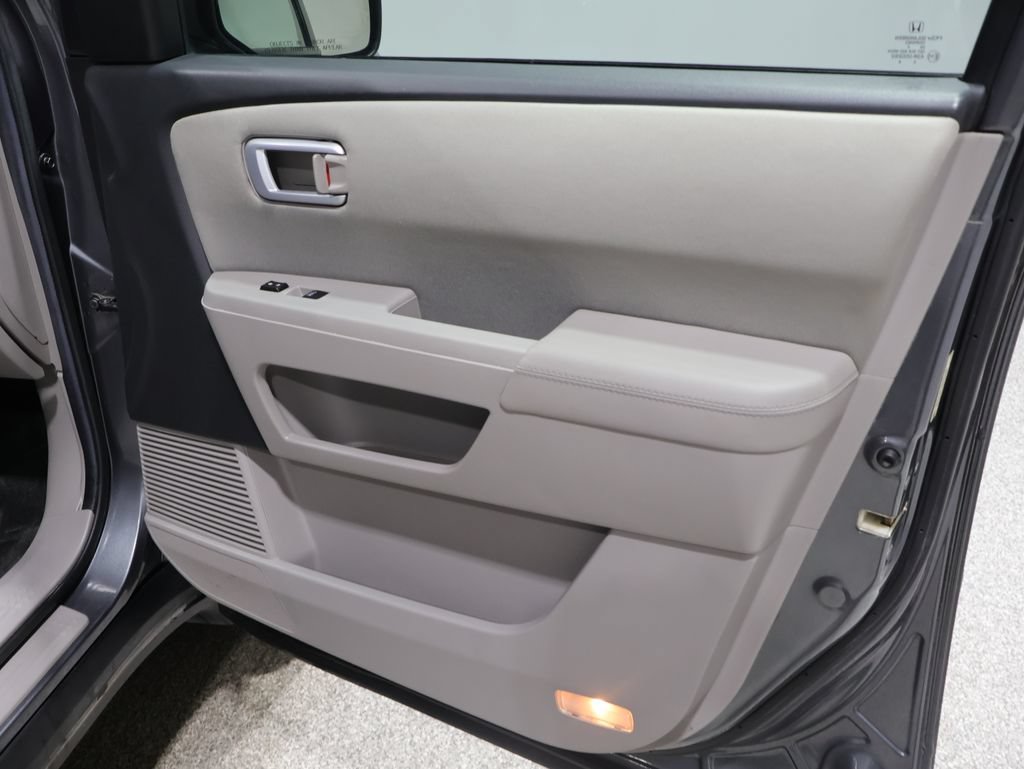 Used 2013 Honda Pilot LX image 23