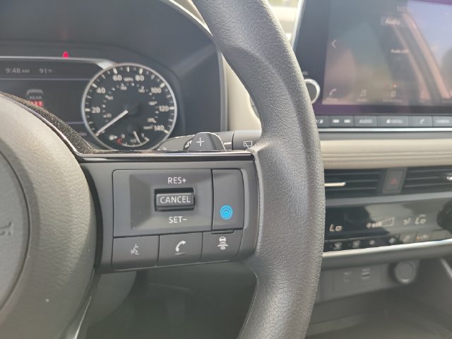 Used 2023 Nissan Rogue SV FWD image 21