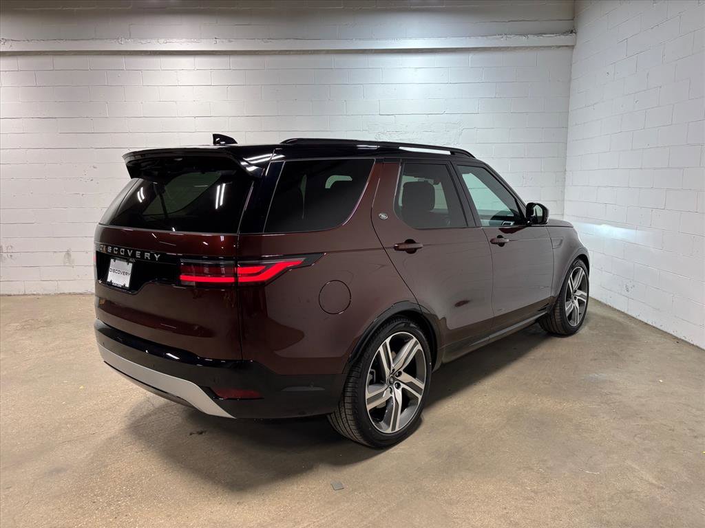 New 2026 Land Rover Discovery Limited Edition AWD/4WD image 6