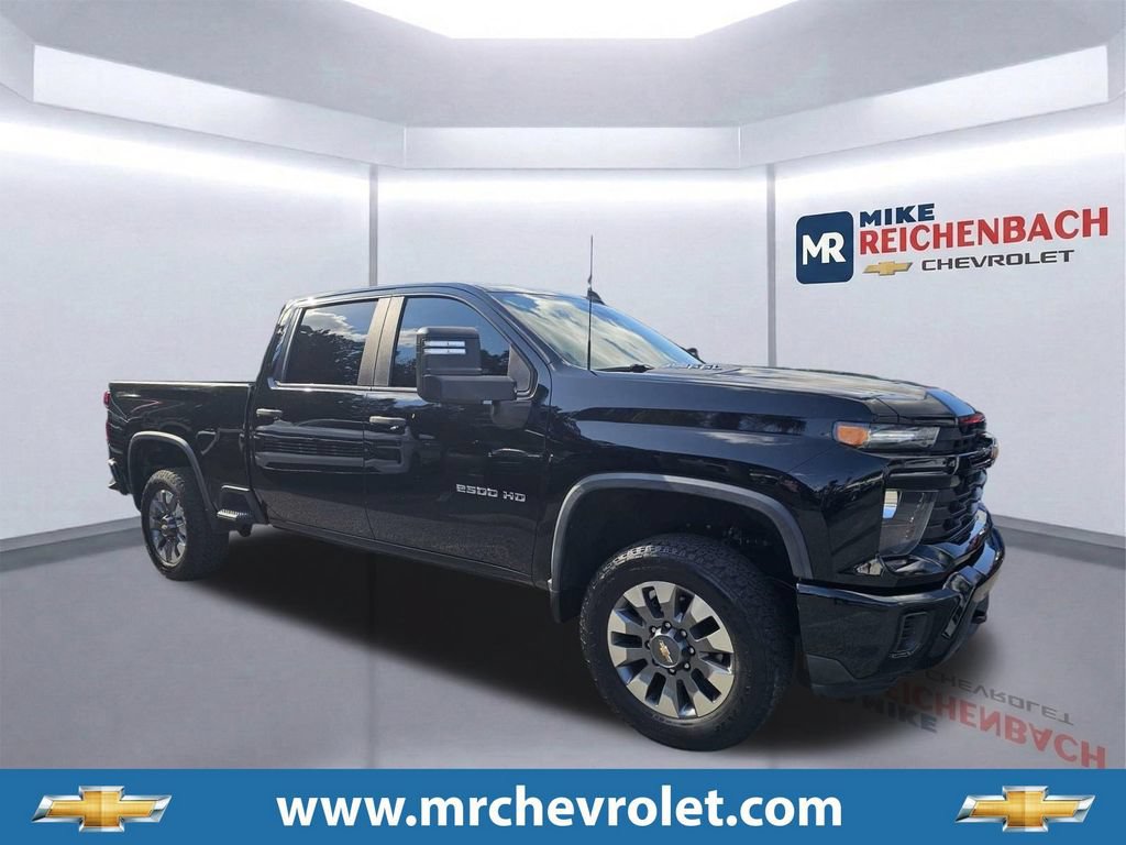 Used 2024 Chevrolet Silverado 2500 Custom w/ Custom Convenience Package RWD image 1